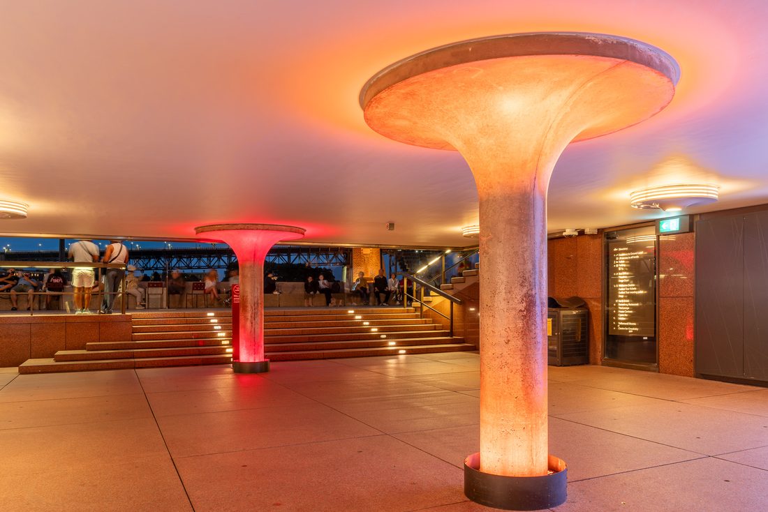 Column Uplighters